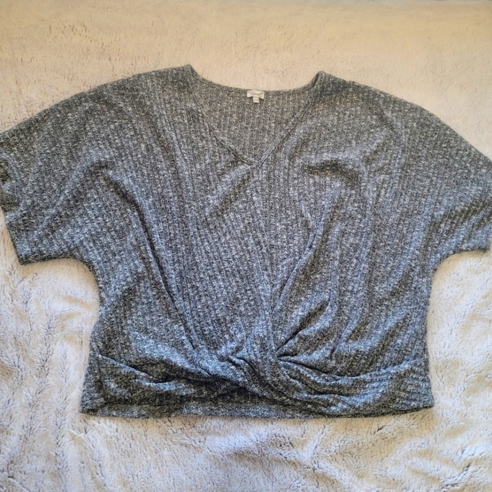Twist Design Women's Top - Size XL